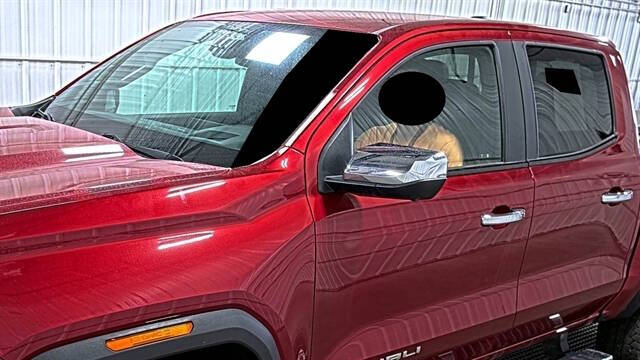 2024 GMC Canyon Denali