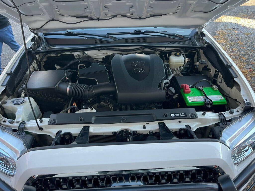 2018 Toyota Tacoma 23