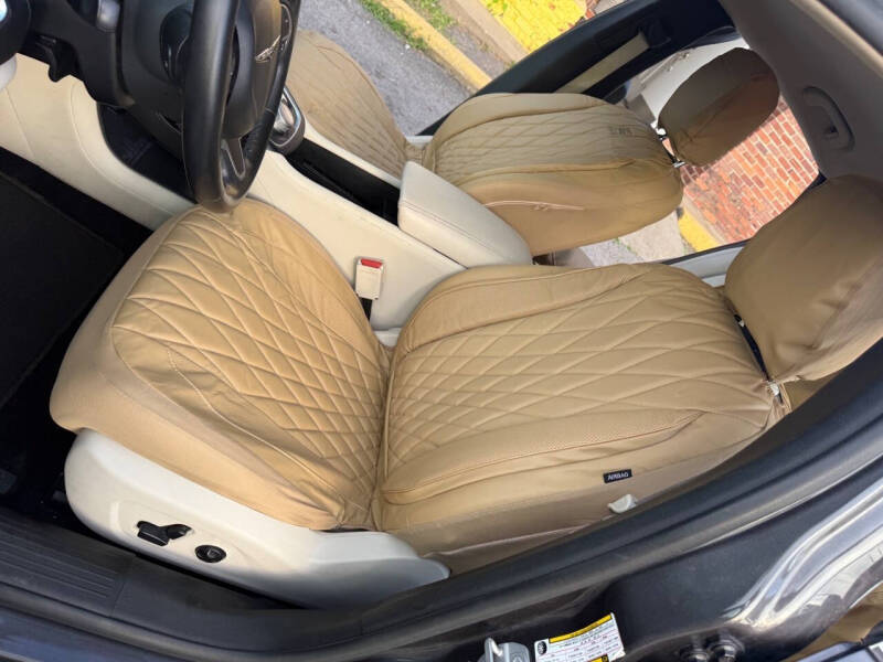 2015 Chrysler 200 C