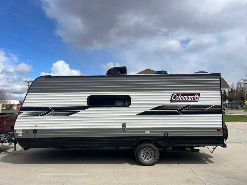 2022 Dutchmen RV Coleman Lantern LT