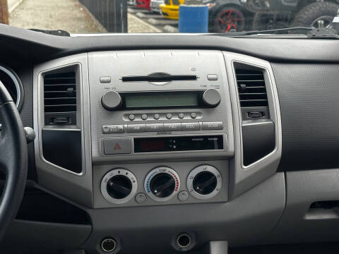 2006 Toyota Tacoma PreRunner V6