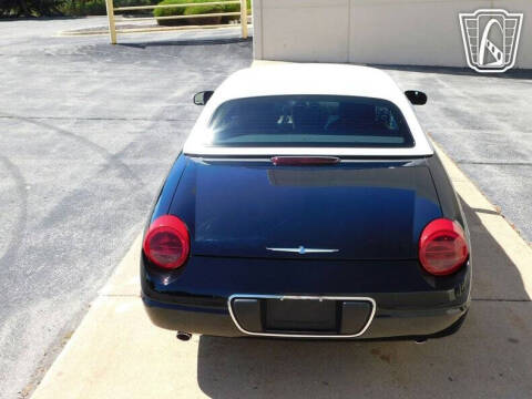 2002 Ford Thunderbird Deluxe