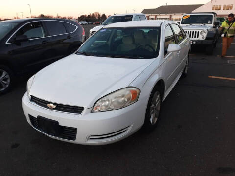 2011 Chevrolet Impala for sale at Topham Automotive Inc. in Middleboro MA