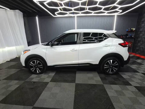 2020 Nissan Kicks SR