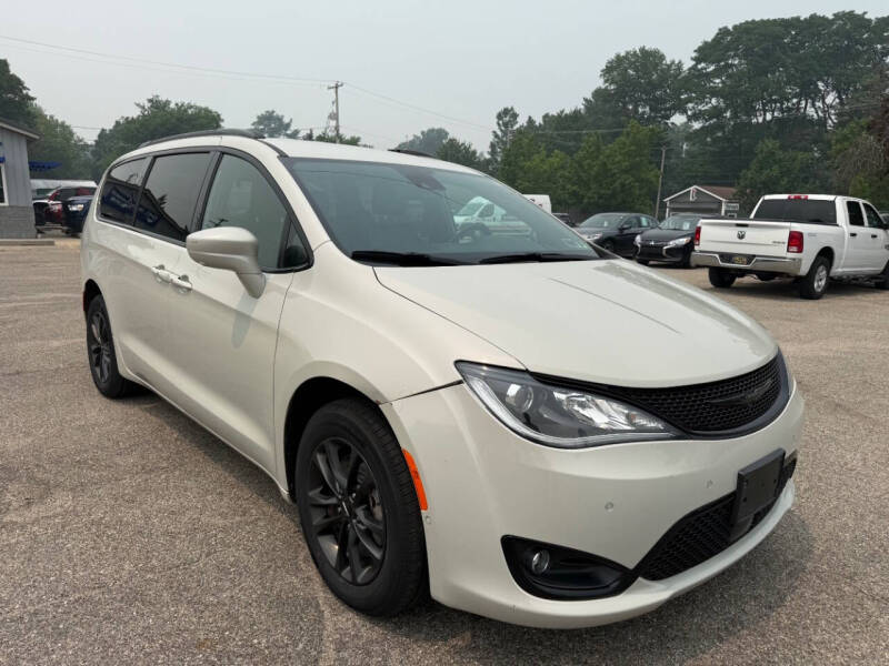 2020 Chrysler Pacifica Launch Edition