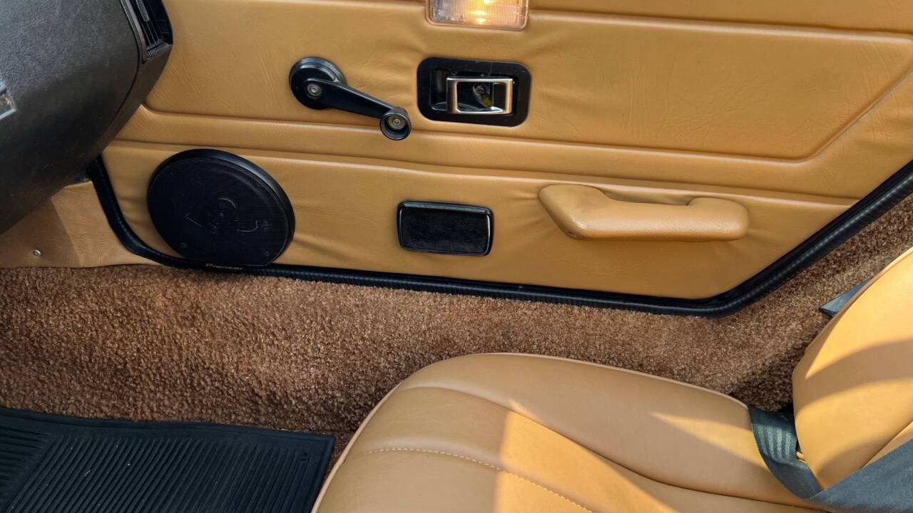 1980 Triumph TR7 24