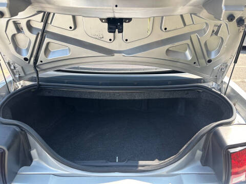 2004 Ford Mustang GT Deluxe