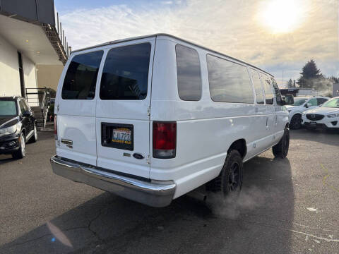 2012 Ford E-Series E-350 SD XLT