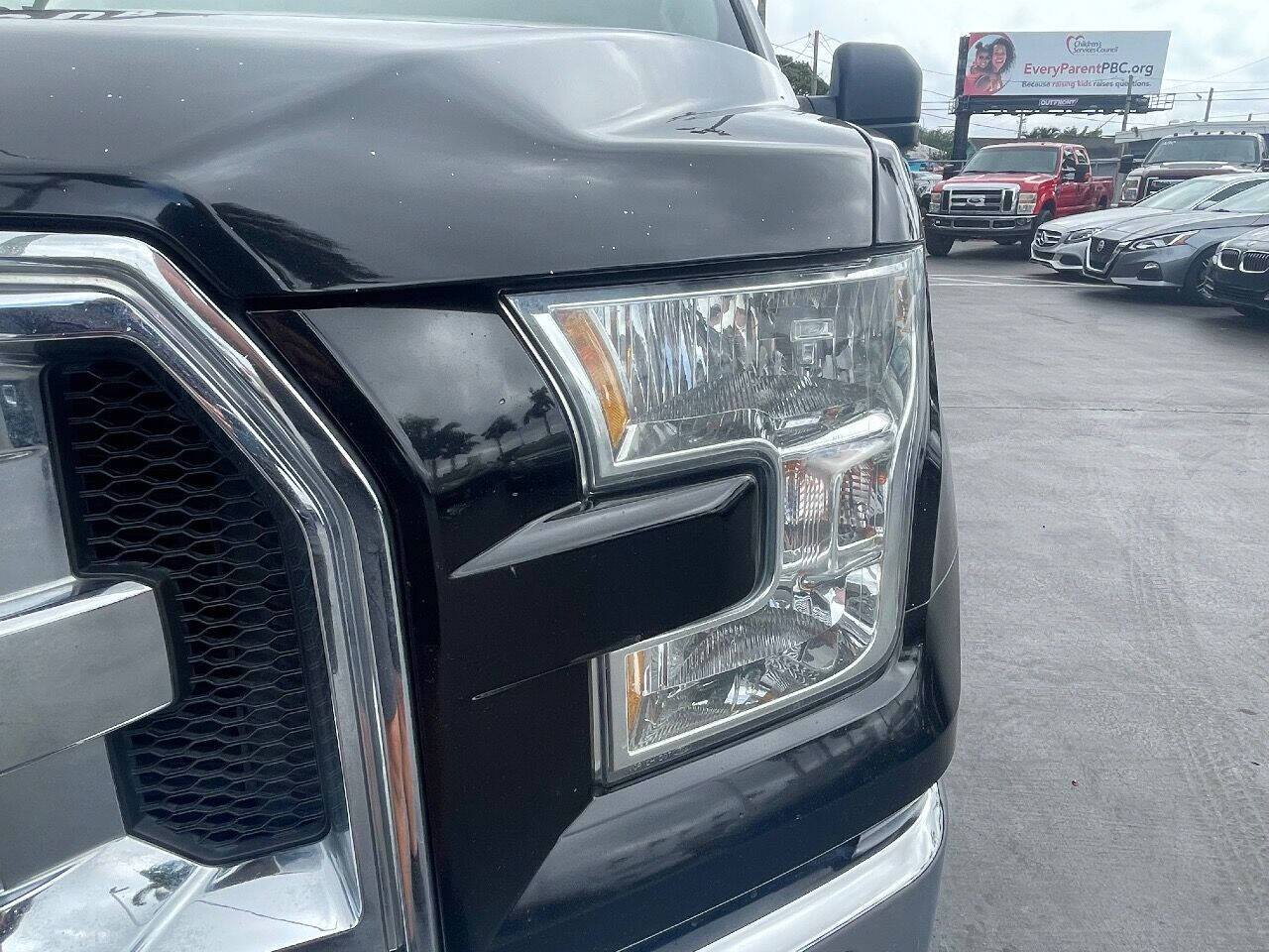 2017 Ford F-150  - $21,900
