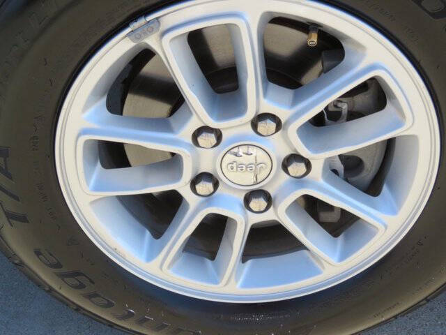 2019 Jeep Grand Cherokee Laredo E