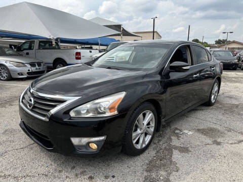 2013 Nissan Altima for sale at IMD Motors Inc in Garland TX