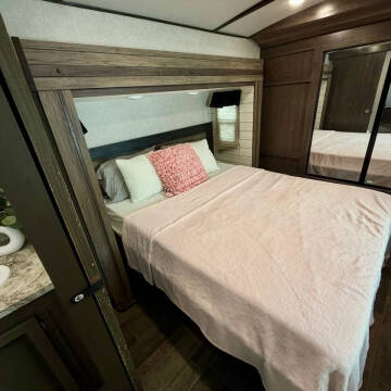 2020 Crossroads RV Sunset Trail Super Lite