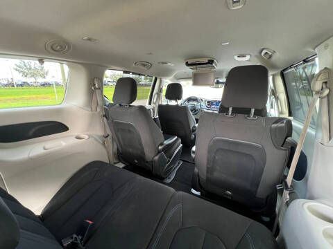 2021 Chrysler Pacifica Hybrid Touring