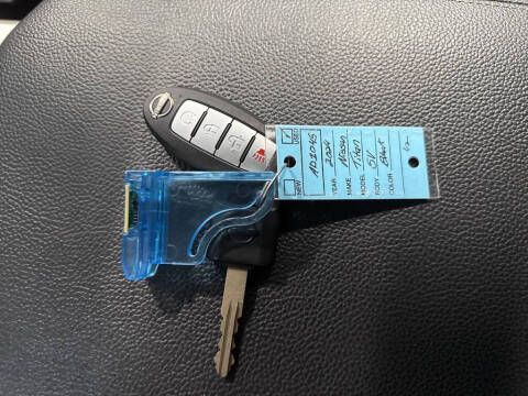 2024 Nissan Titan SV