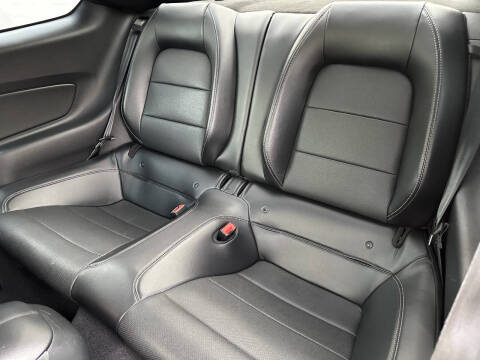 2020 Ford Mustang EcoBoost Premium