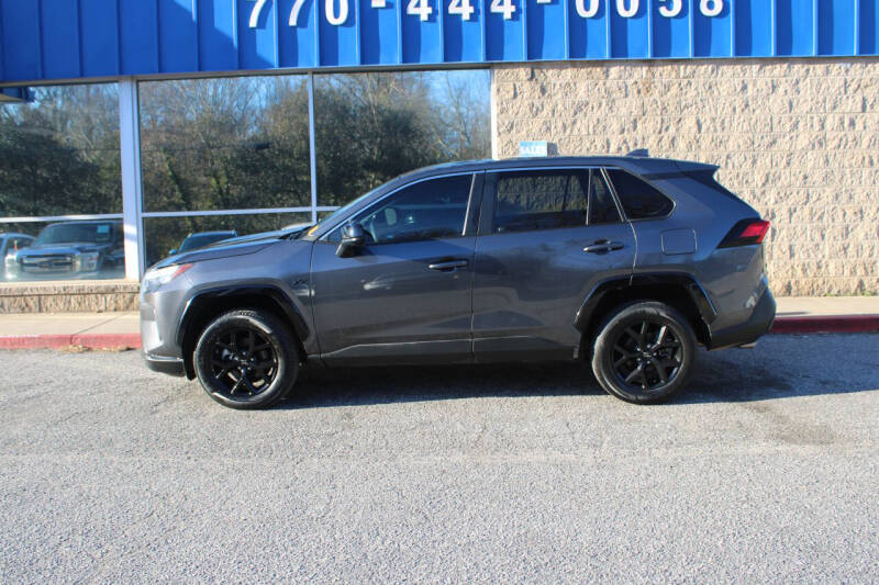 2023 Toyota RAV4 LE