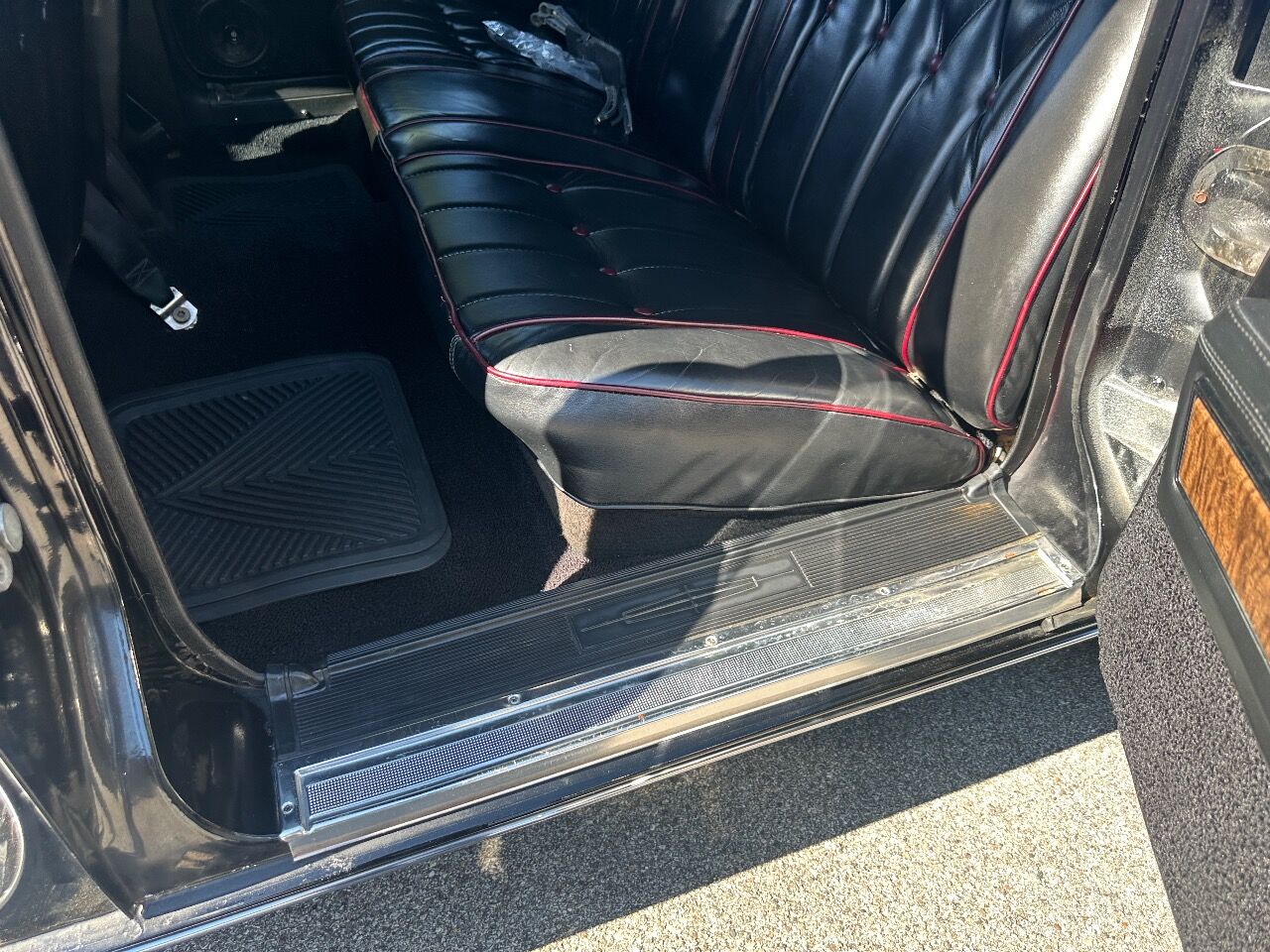 1969 Lincoln Continental 28