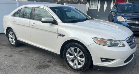 2011 Ford Taurus SEL