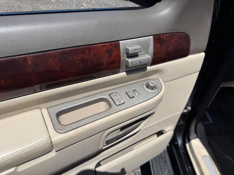 2004 Lincoln Aviator Ultimate