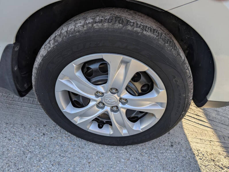 2012 Hyundai Tucson GL