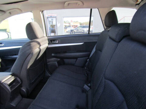 2010 Subaru Outback 2.5i Premium