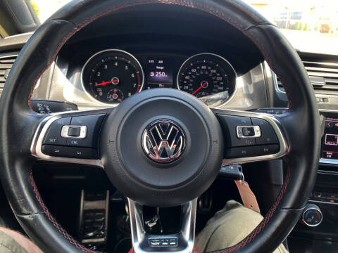 2015 Volkswagen Golf GTI S