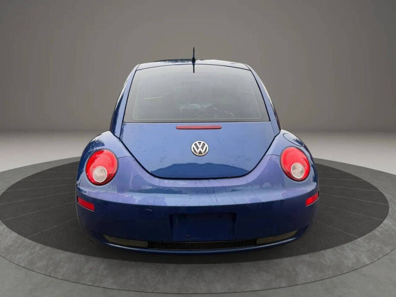 2008 Volkswagen New Beetle S