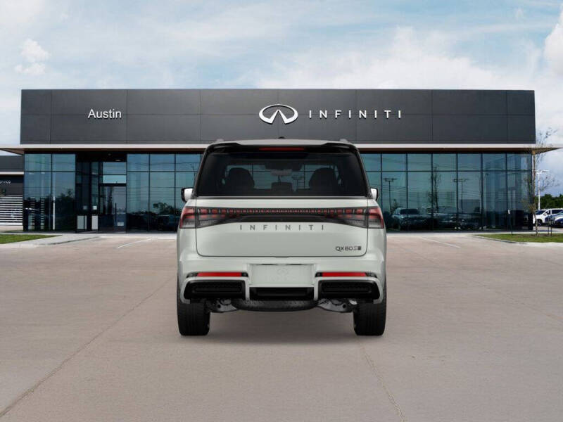 2026 Infiniti QX80 Sport