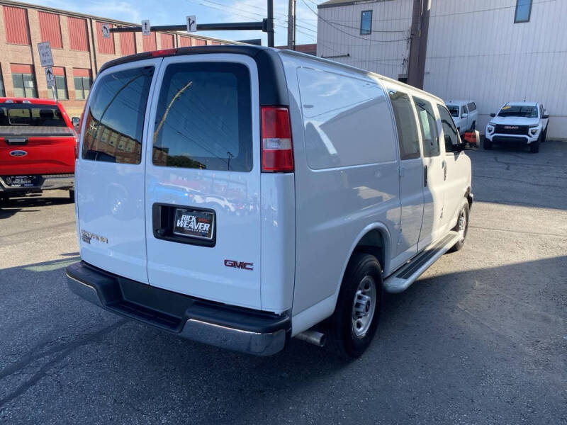 2025 GMC Savana 2500