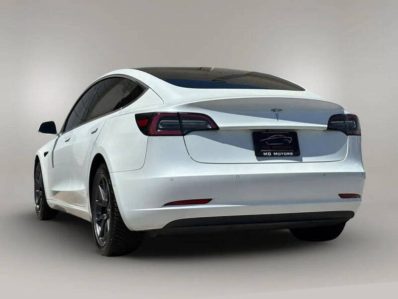 2019 Tesla Model 3 Standard Range Plus