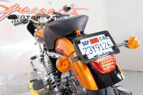 2016 Harley-Davidson Sportster 1200 Custom