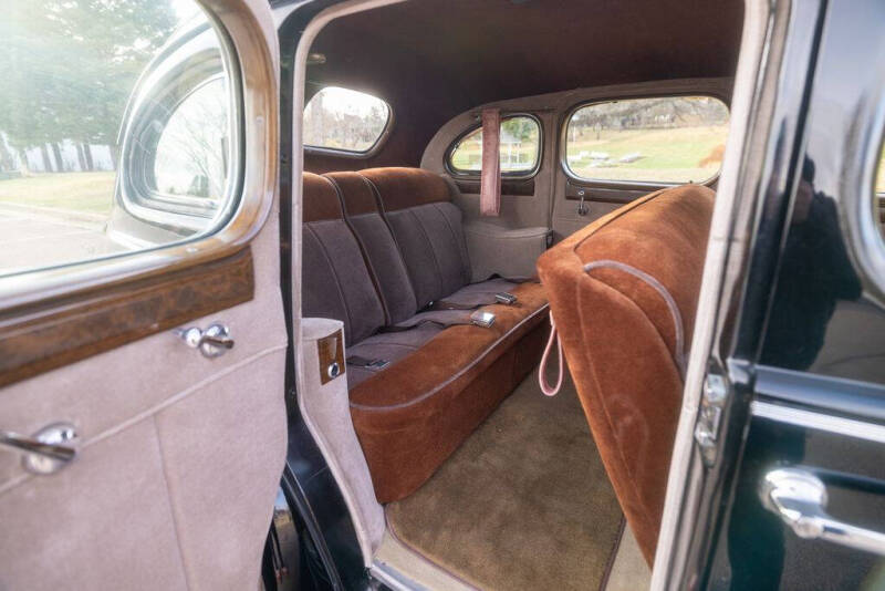 1939 Packard Super 8