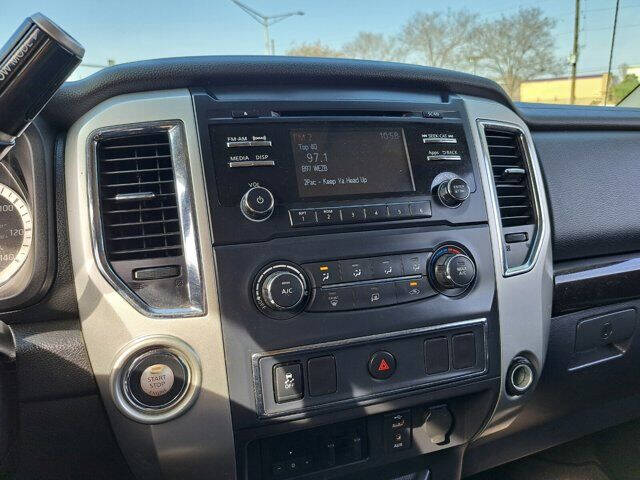 2017 Nissan Titan XD SV