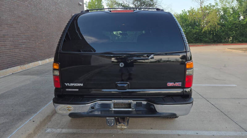 2004 GMC Yukon SLT
