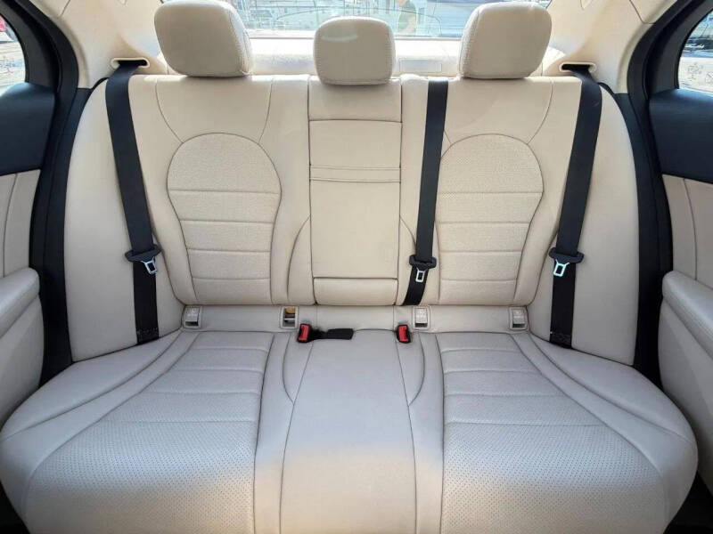 2017 Mercedes-Benz C-Class