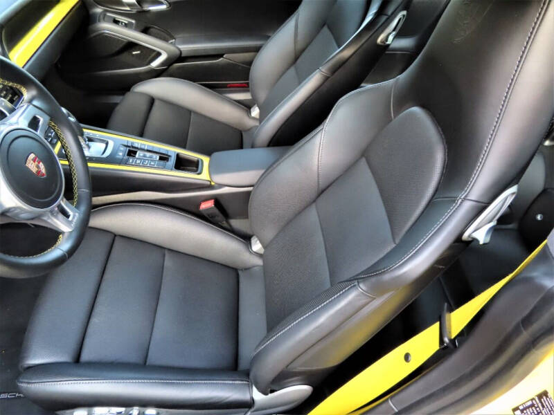 2015 Porsche 911 Turbo S