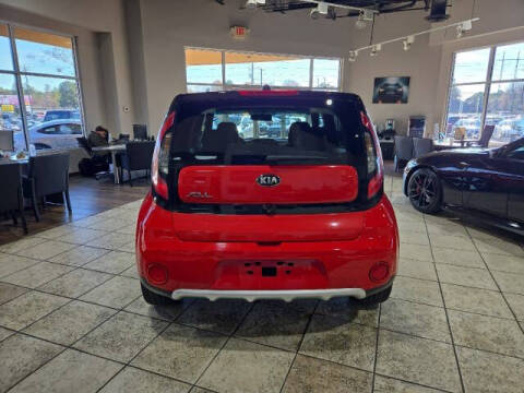 2017 Kia Soul +