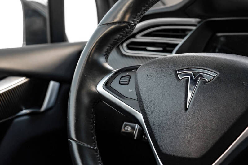 2016 Tesla Model X 75D