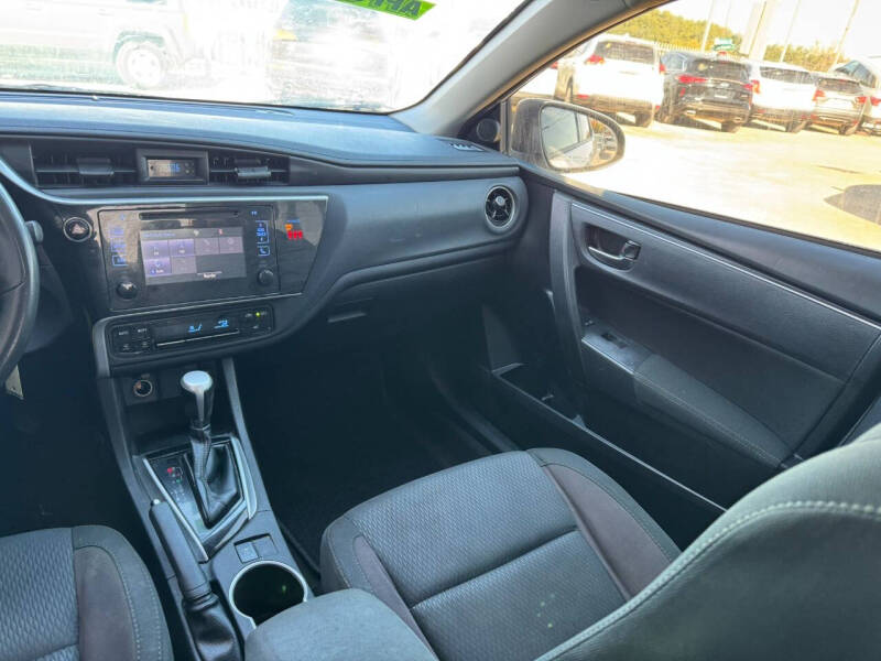 2018 Toyota Corolla LE