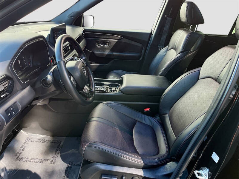 2025 Honda Pilot Black Edition