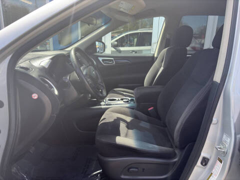 2014 Nissan Pathfinder SV