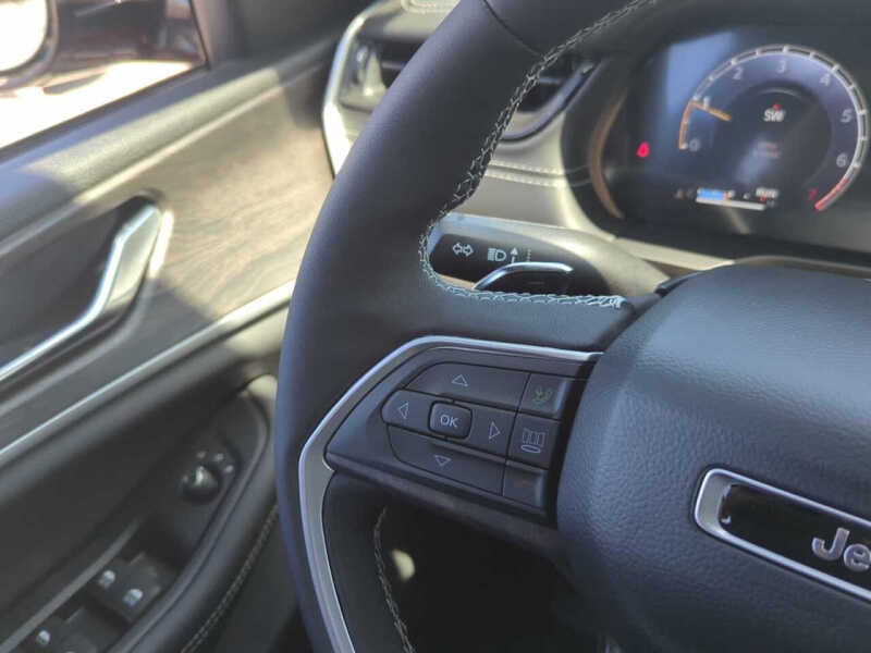 2026 Jeep Grand Cherokee Altitude