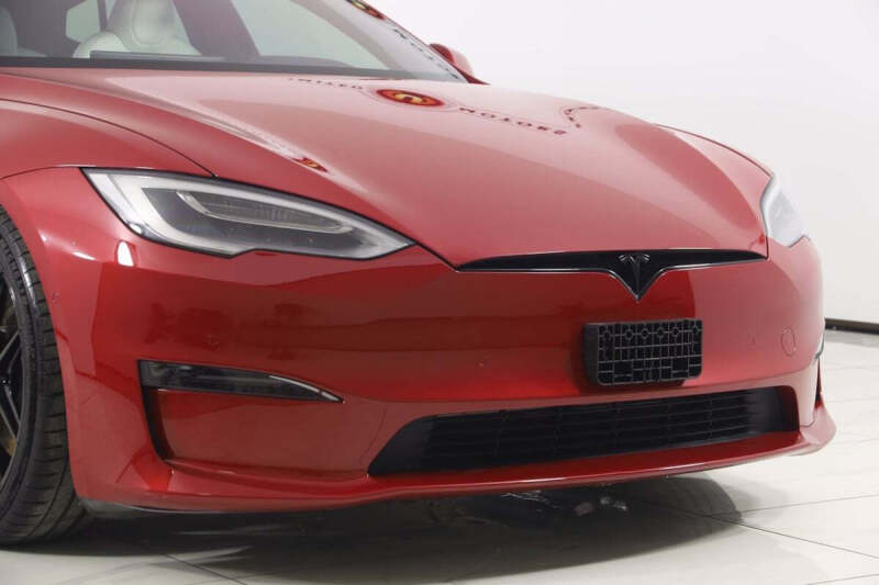 2022 Tesla Model S Plaid