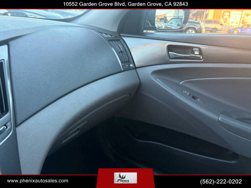 2013 Hyundai Sonata Hybrid