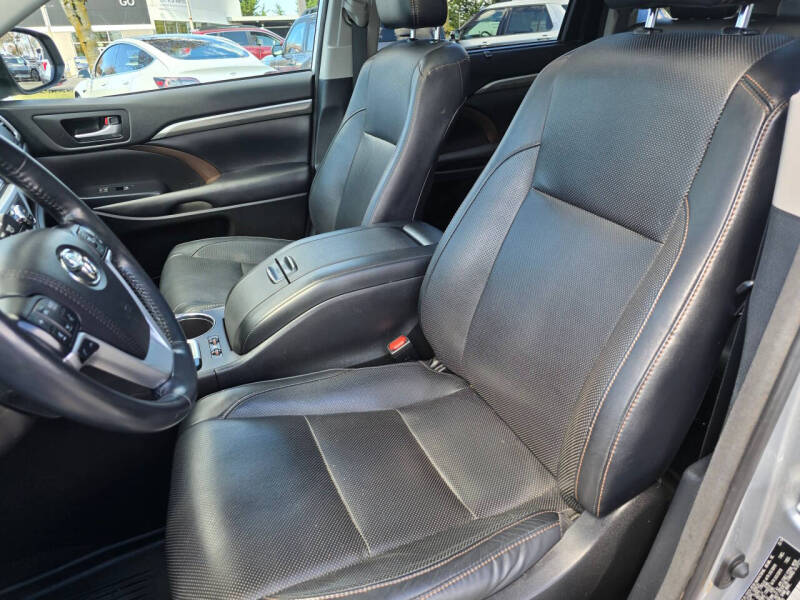 2018 Toyota Highlander Limited Platinum