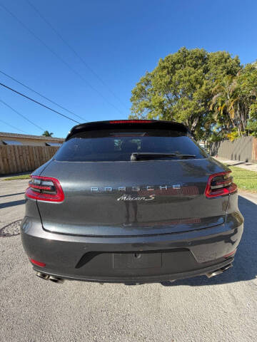 2018 Porsche Macan S