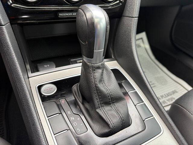 2020 Volkswagen Passat SE