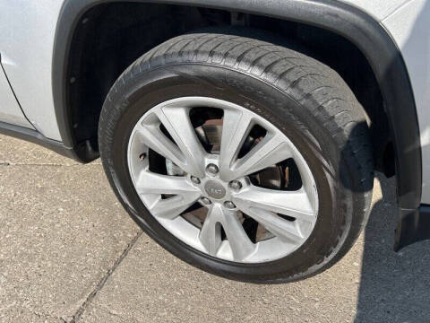 2011 Jeep Grand Cherokee Laredo X