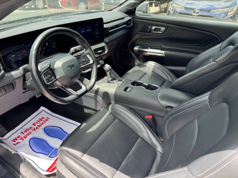 2025 Ford Mustang