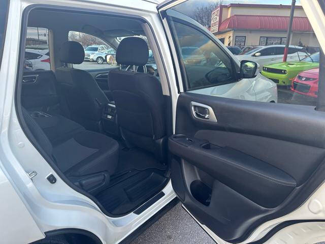 2017 Nissan Pathfinder